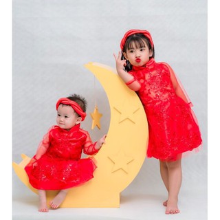 Set áo dài cách tân cho bé gái gồm áo dài + váy + mấn kép