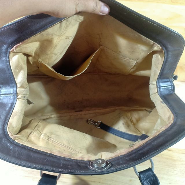 Túi du lịch da thật secondhand  110512