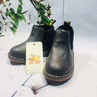 Giầy trẻ em ghi xám