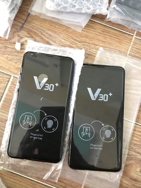 Điện thoại lg v30 plus 128gb mới tinh bh 1 năm