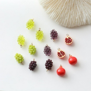 Mặt Dây Chuyền Hình Trái Lựu Bằng Resin Mini Xinh Xắn