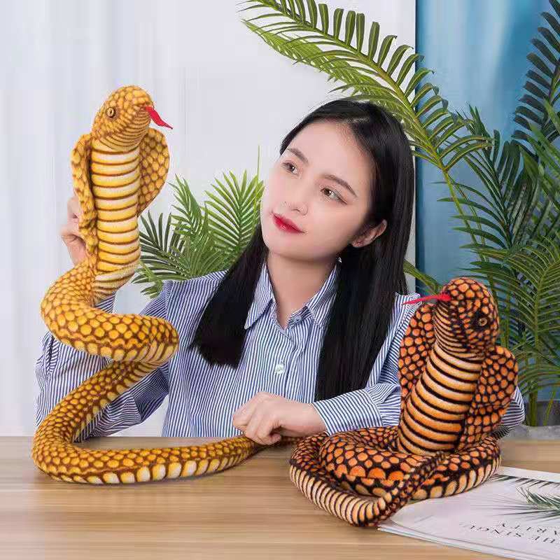 Rắn cao su. Thú Nhồi Bông Hình Rắn Hổ Mang Sinh Động