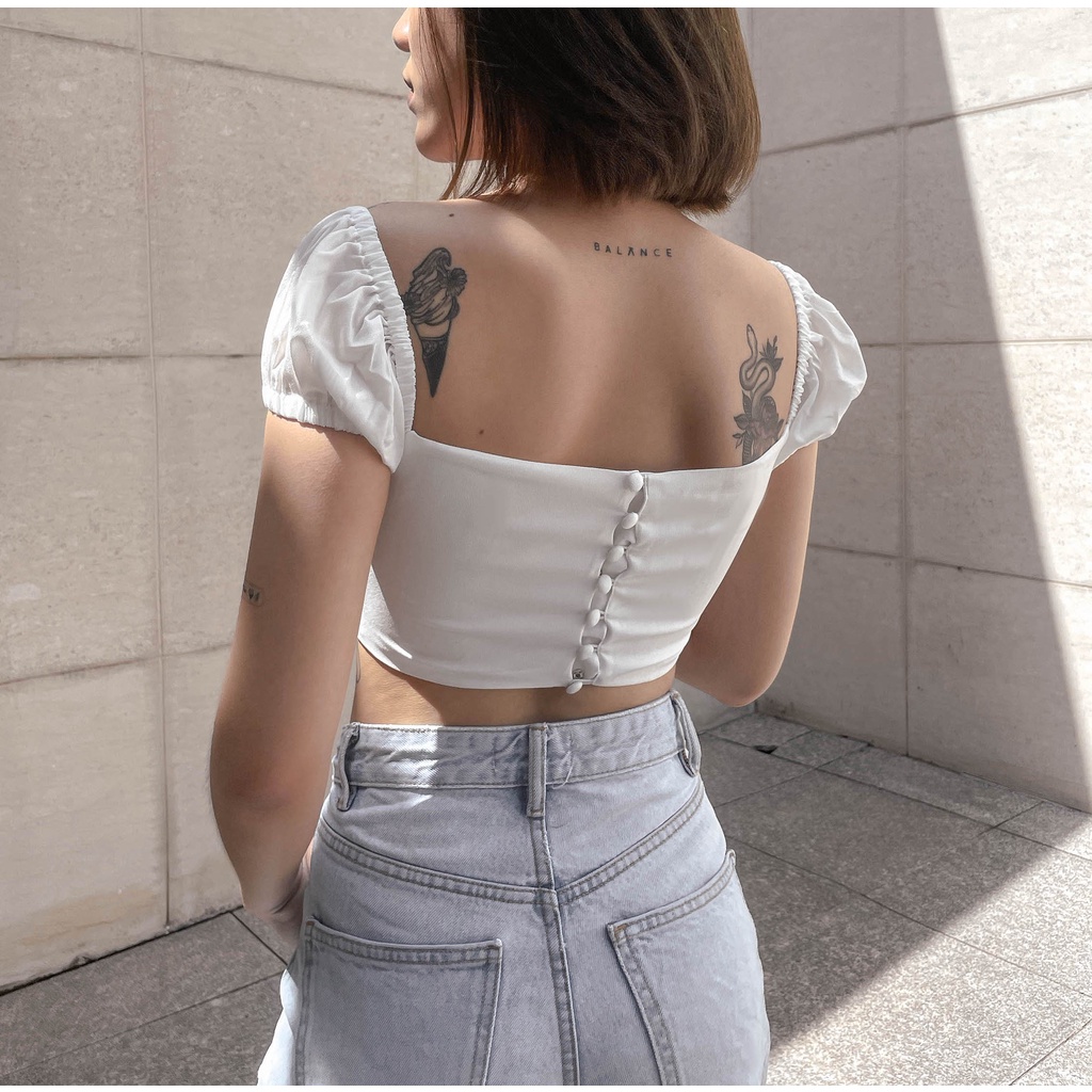 Áo croptop Bliss Top trắng nhún & nút bọc vintage, Áo croptop tay phồng