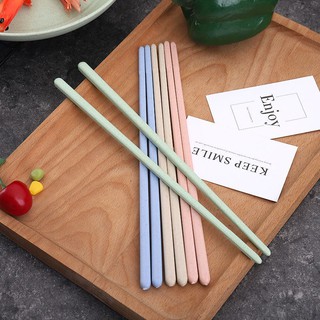 Set 4 đôi đũa chất liệu lúa mạch an toàn cho bé