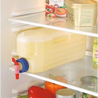 BÌNH ĐỰNG NƯỚC TỦ LẠNH CÓ VAN NHỰA 3L