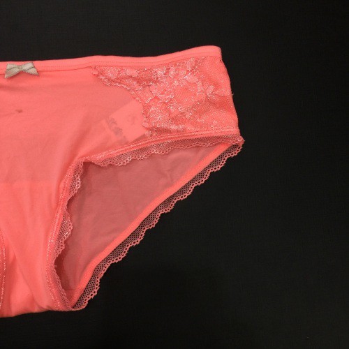 TH1252  Quần lót nữ lụa phối ren kim tuyến Victoria's secret cam | BigBuy360 - bigbuy360.vn