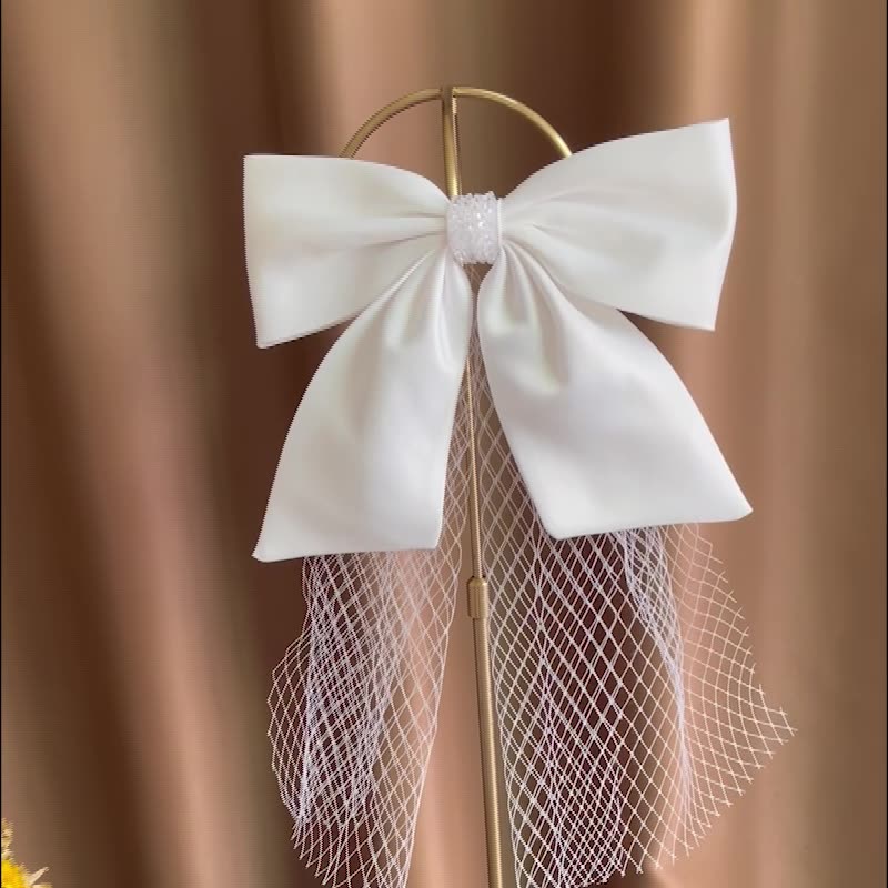 Nơ Cài Tóc Bằng Vải Satin Sang Trọng Cho Cô Dâu