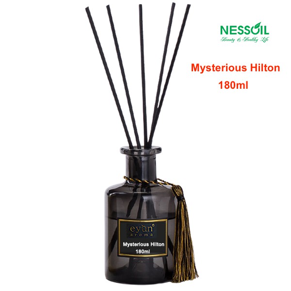 Bộ tinh dầu nước hoa thơm phòng Eyun hương Mysterious Hilton 180ml gồm 1 chai tinh dầu 180ml + 1 bộ que mây thấm hút