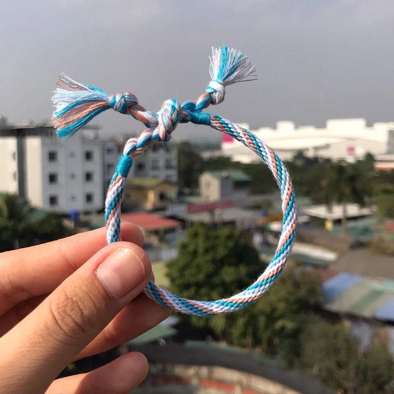 Vòng kumihimo xanh hồng