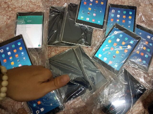 Máy tính bảng Xiaomi Mipad1 ( tặng cường lực + ốp lưng ) | BigBuy360 - bigbuy360.vn