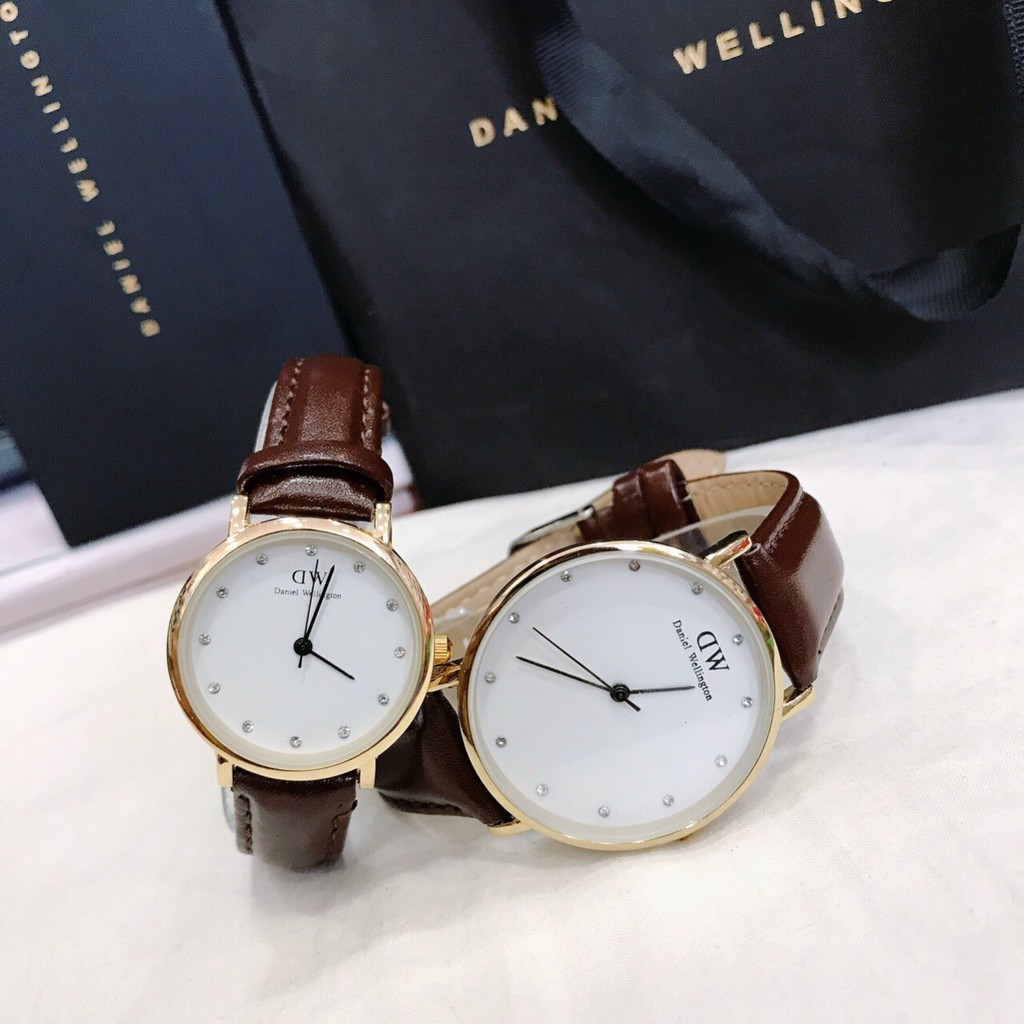 Đồng hồ Nam (nữ) DW, dây da mặt đính đá, hàng full box, thẻ bảo hành 12 tháng. | BigBuy360 - bigbuy360.vn