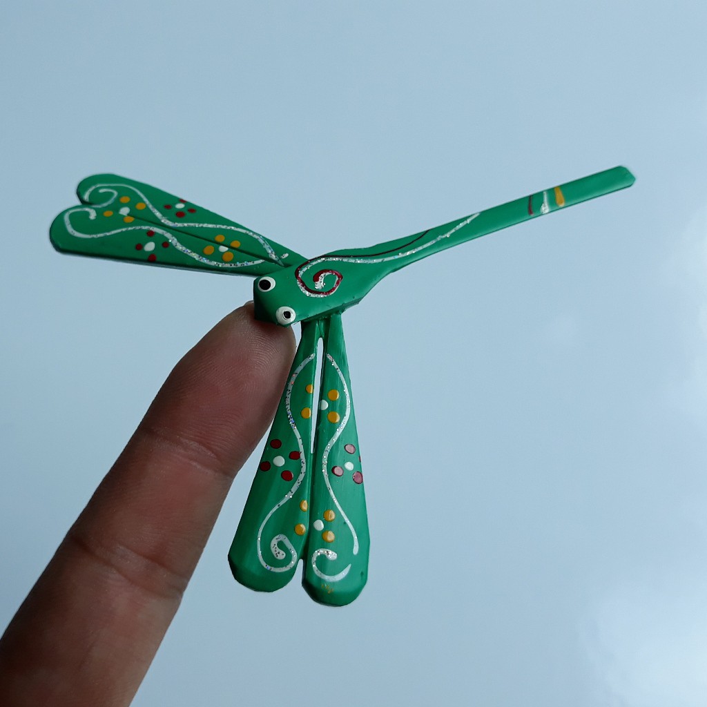 Chuồn chuồn tre thăng bằng loại có màu size nhỏ 7cm