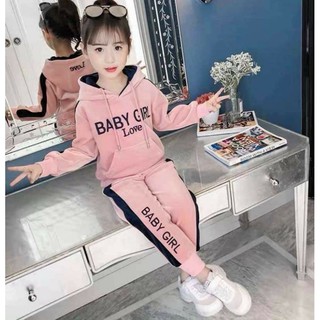 Bộ thể thao bé gái