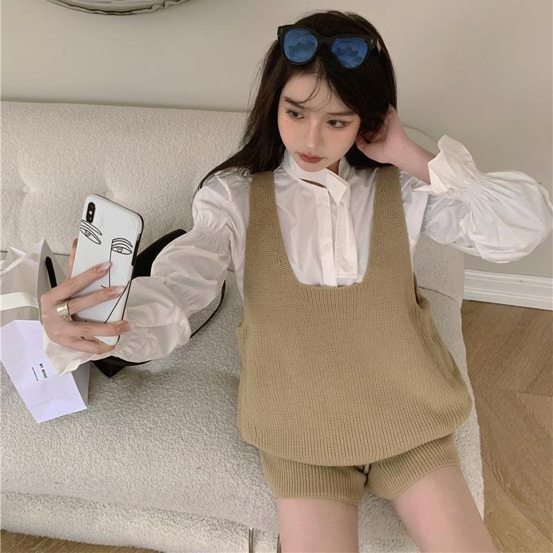 22aw!F &amp; X Bộ Áo Sơ Mi Tay Phồng Phong Cách Phương Tây + Áo Sweater Dệt Kim Không Tay Dễ Phối Đồ Thời Trang Mùa Thu Cho Nữ