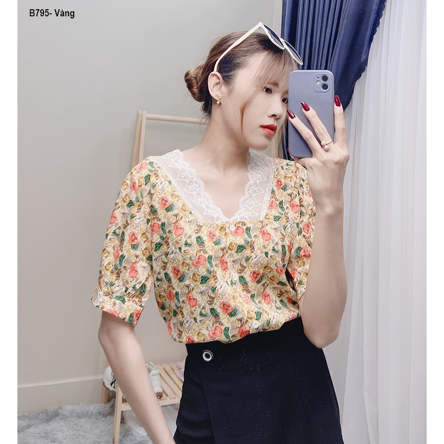 B795- Áo hoa cổ phối ren