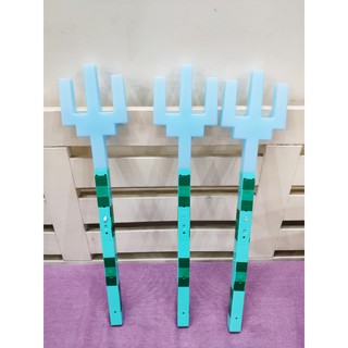 Đinh ba minecraft có nhạc và đèn