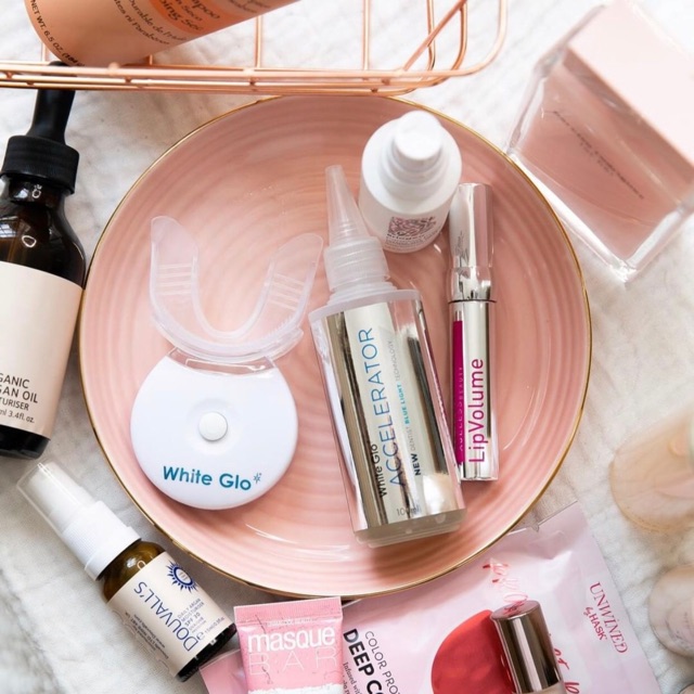 Kit trắng răng ánh sáng xanh