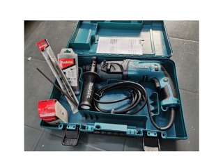 MÁY KHOAN MAKITA HR2470X5