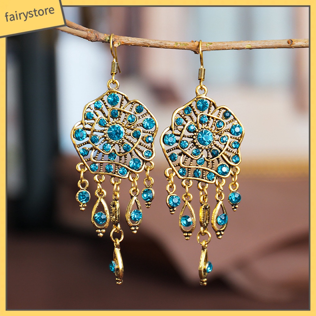 Khuyên tai dáng dài tạo hình độc đáo dành cho nữ