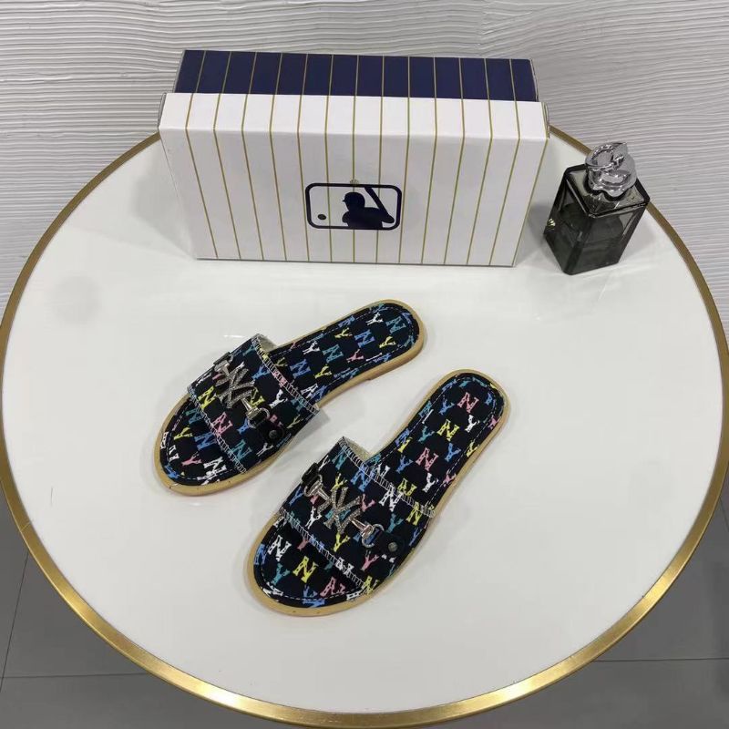 x(ẢNH THẬT) Dép Lê Quai Ngang Khoá Chữ Quai Vải Da Mềm Êm Fullbox Hãng