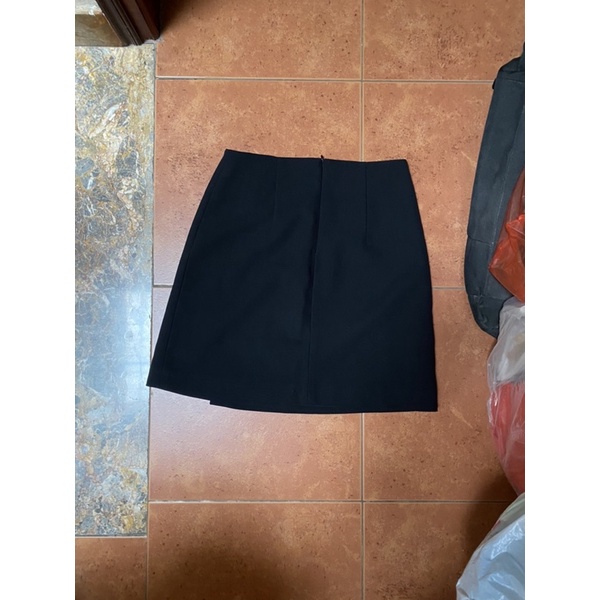 Chân váy đen
