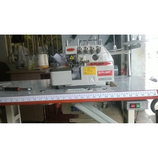 Máy vắt sổ 2 kim 4 chỉ Siruba 747