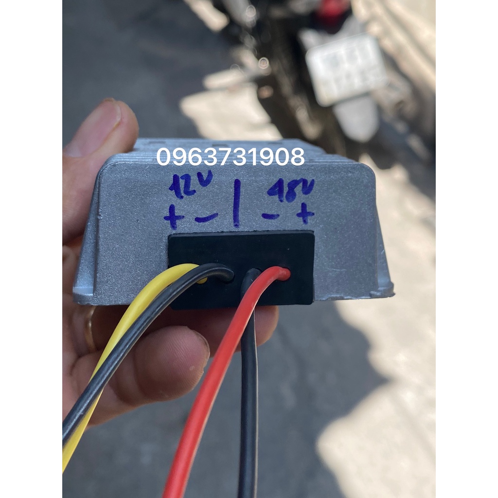 Bộ hạ áp dòng điện điện 48V năng lượng mặt trời xuống dòng điện 12V 20A hàng cao cấp