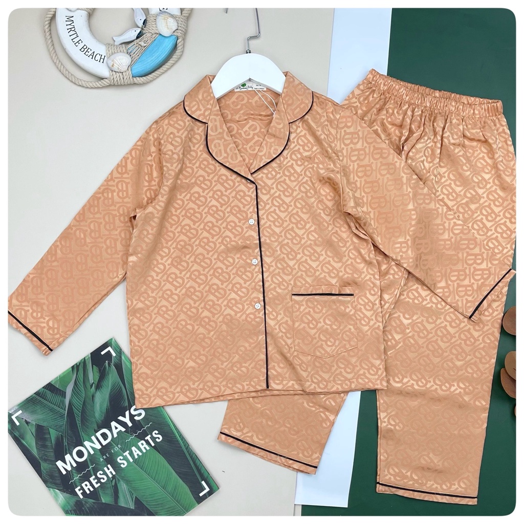 Bộ Pijama lụa thu đông dài tay bé gái size 8-12kg, cho bạn từ 23-35kg. Chất lụa siêu đẹp, đanh tay, không hôi, dày dặn