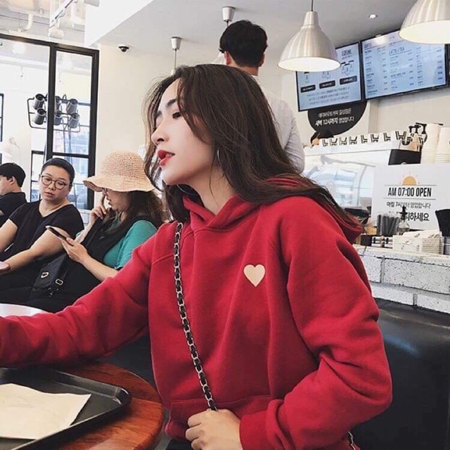 Áo hodie tim nữ