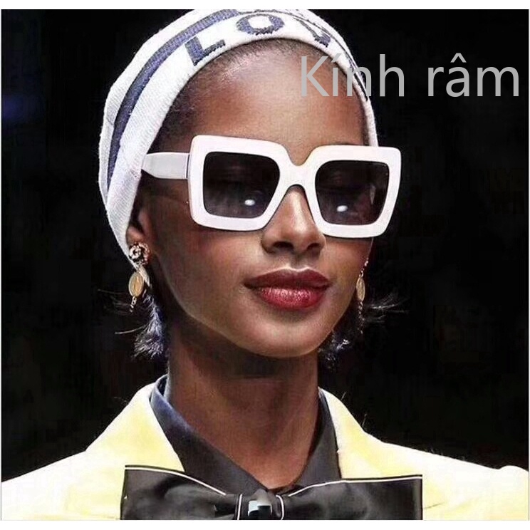 Kính mát hình vuông màu đen thiết kế mới 2019