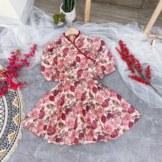 Váy gấm cổ tàu dáng xoè