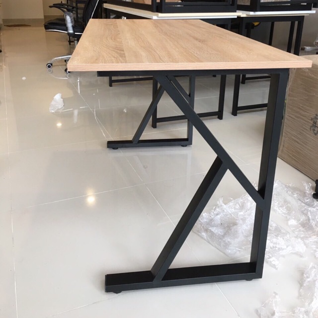 Bàn văn phòng giá rẻ.