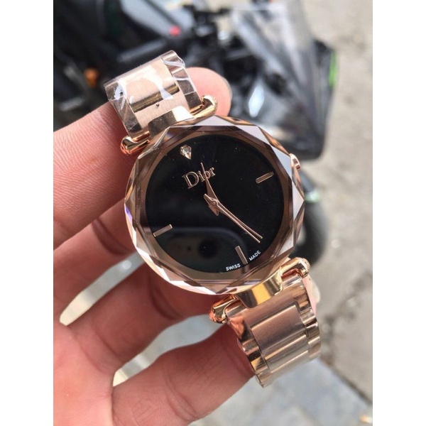 Đồng hồ Dior nữ dây kim loại
