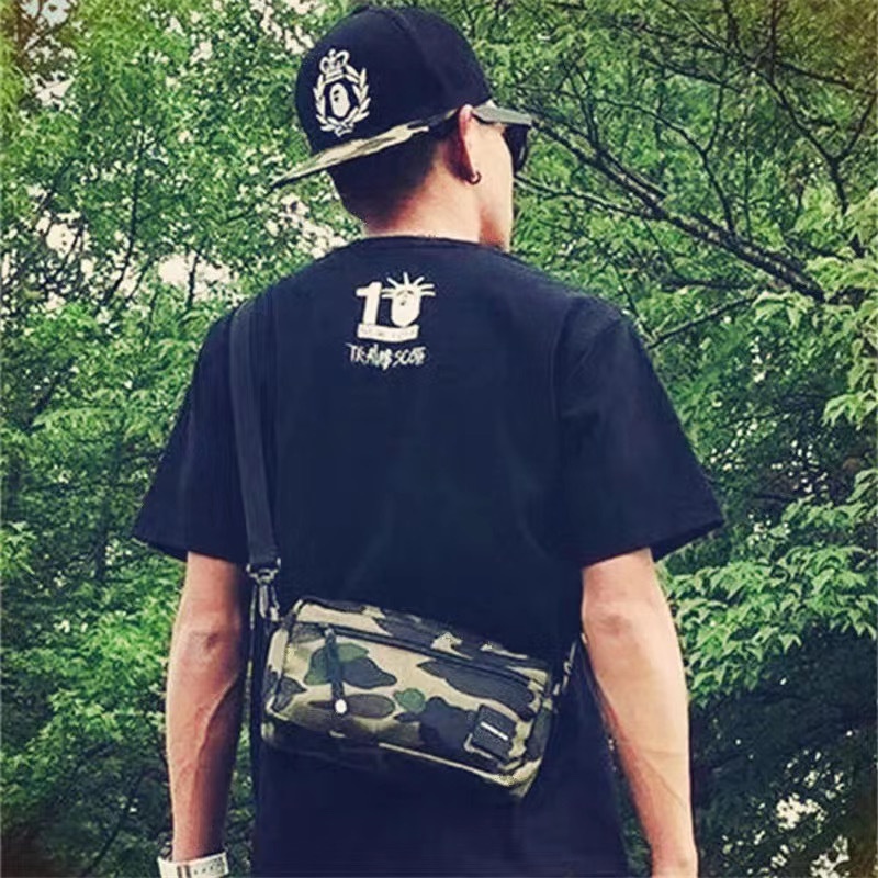 Túi đeo chéo Bape Camo Green, Bape Bag, Chất liệu Polyester chống nước, Size 26 x 18 x 10cm Màu Xanh Camo