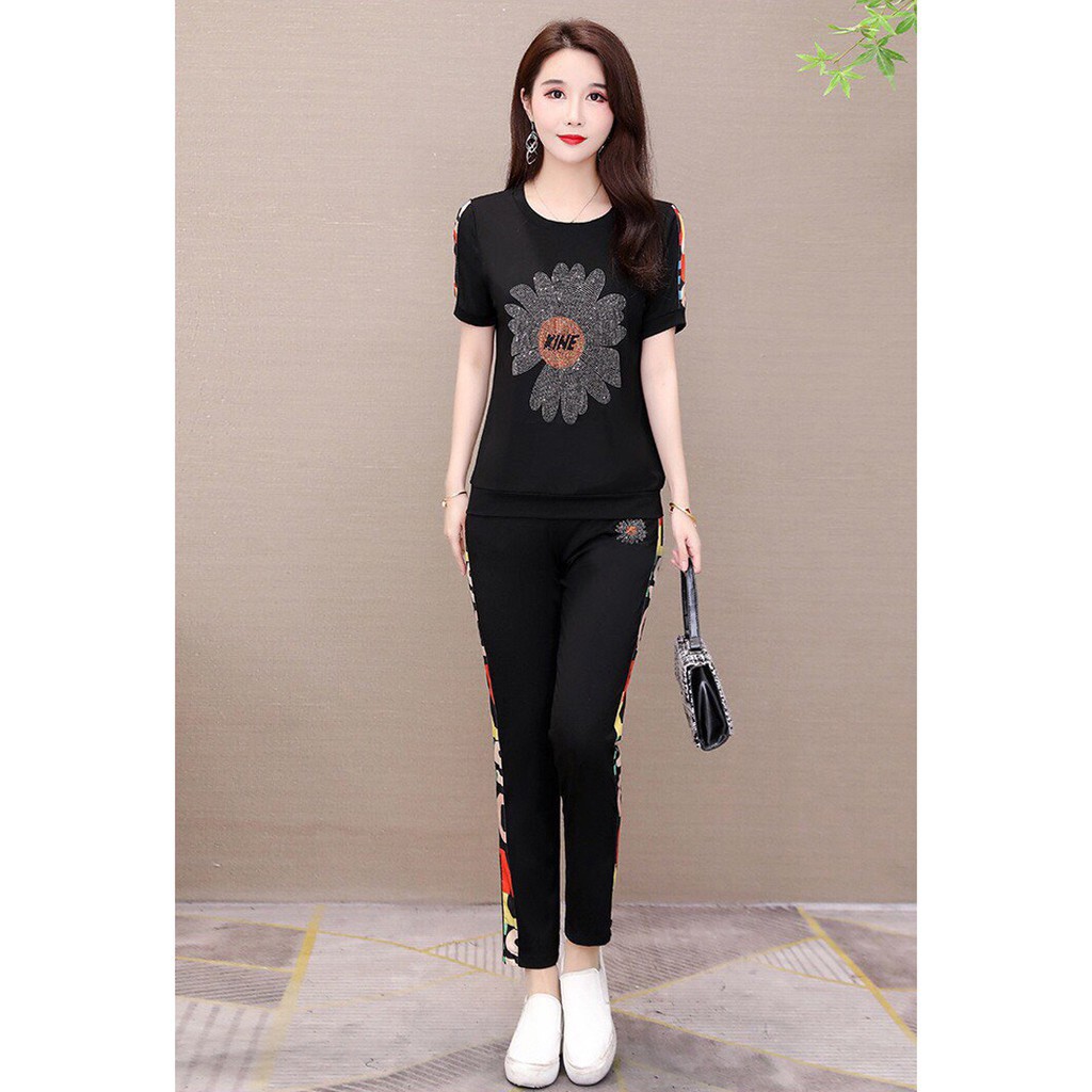 Set Bộ Thu Đông Đính Đá Hình hoa Cúc - Bộ Thun Cotton Cao Cấp Sang Trọng Cho Nàng Năng Động Thoải Mái Cho Mọi Hoạt Động | BigBuy360 - bigbuy360.vn