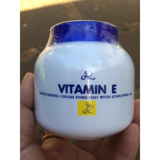 Kem dưỡng ẩm Aron bổ sung Vitamin E