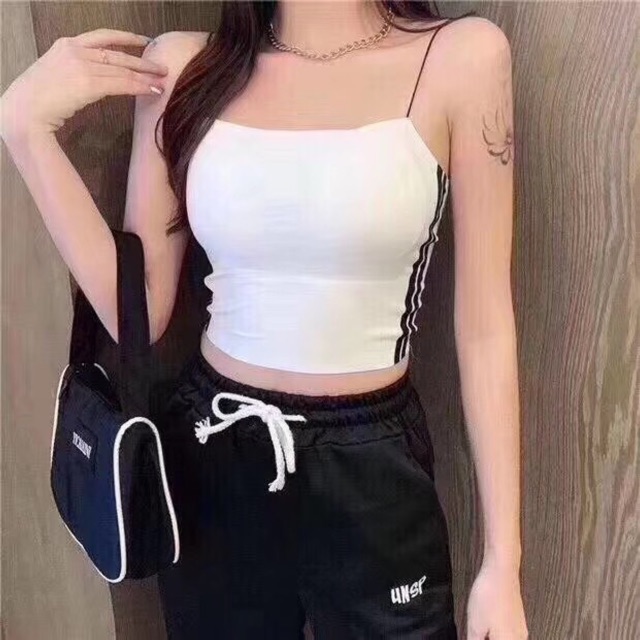 hót áo bra su hai dây phối mầu đen trắng sành điệu