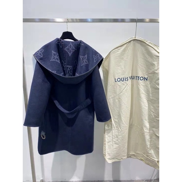 Áo khoác dạ dáng dài có mũ cho nữ thương hiệu Louis Vuitton LV cao cấp