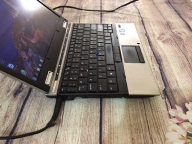 Máy tính xách tay hp 2540 nhỏ gọn tiện di chuyển - vỏ nhôm sang trọng | BigBuy360 - bigbuy360.vn