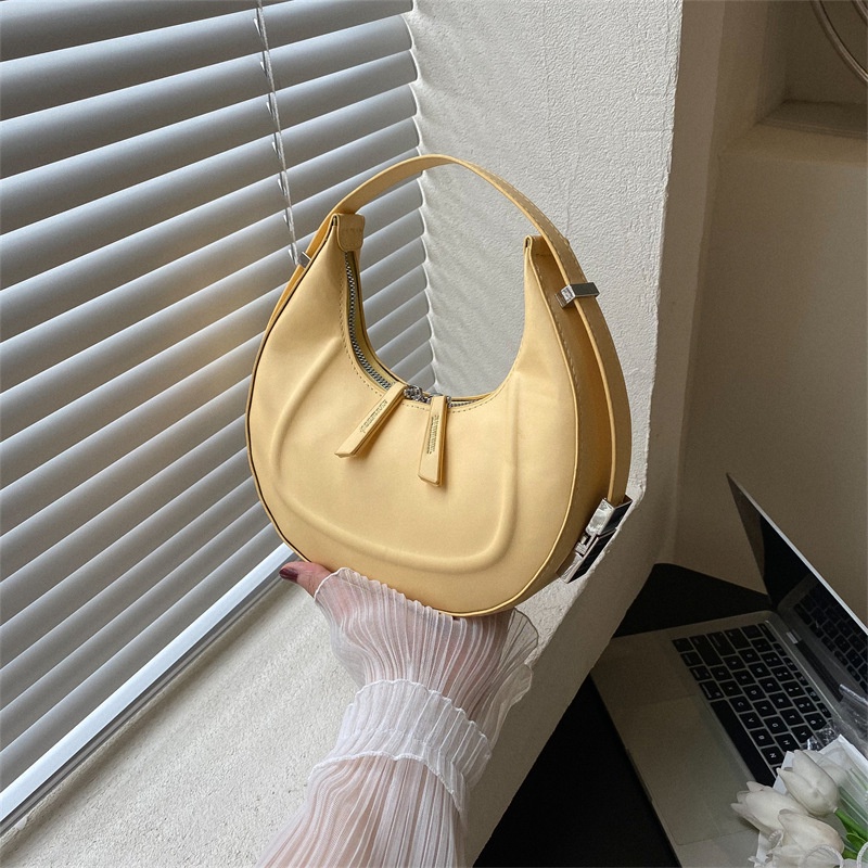 Túi Xách Kẹp Nách Hình Bán Nguyệt Thiết Kế Đơn Giản Thời Trang Cho Nữ