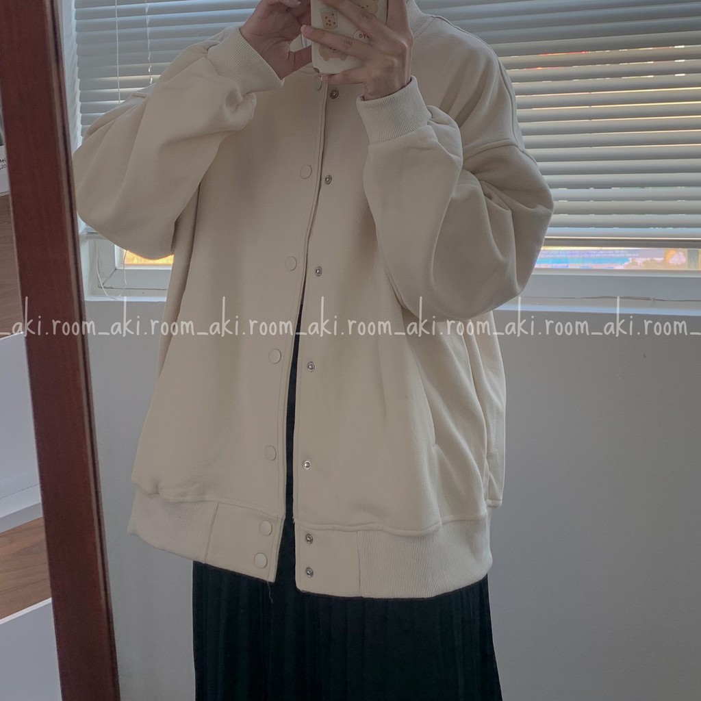 Áo khoác bomber nỉ trơn cúc bấm chất mềm mịn form rộng | BigBuy360 - bigbuy360.vn