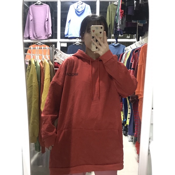 Áo Hoodie 2hand Đỏ Hoa Cúc mặt sau