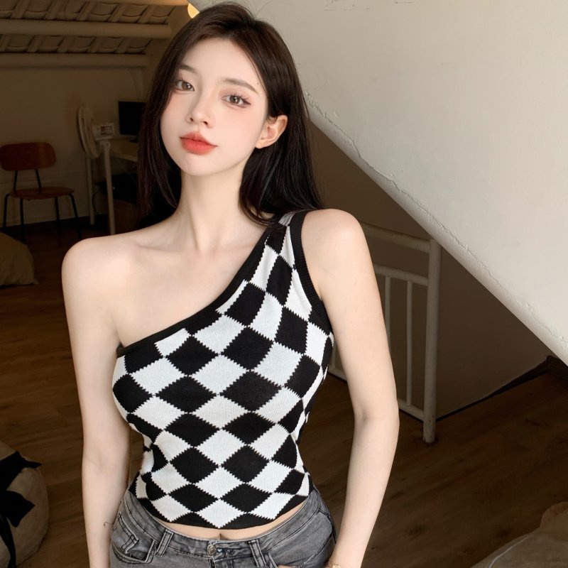 Áo Tank Top Dệt Kim Thiết Kế Lệch Vai Ôm Dáng Quyến Rũ Dành Cho Nữ