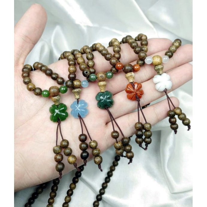 Chuỗi Vòng 108 Hạt Trầm Hương Mix Cỏ 4 Lá - N36 | BigBuy360 - bigbuy360.vn