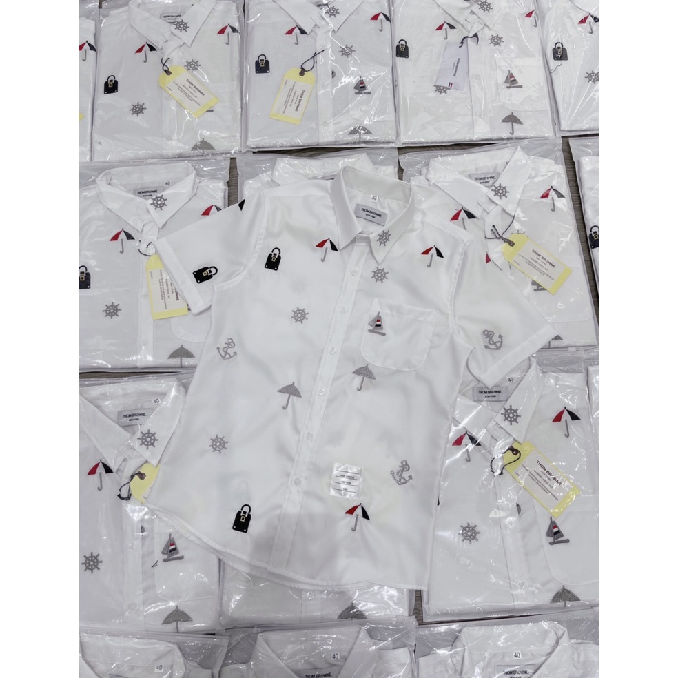 Sơ Mi Thom Browne LAM'S STORE thêu hình họa tiết xanh ,trắng ,chất vải gai cao cấp thoáng mat thấm hút mồ hôi