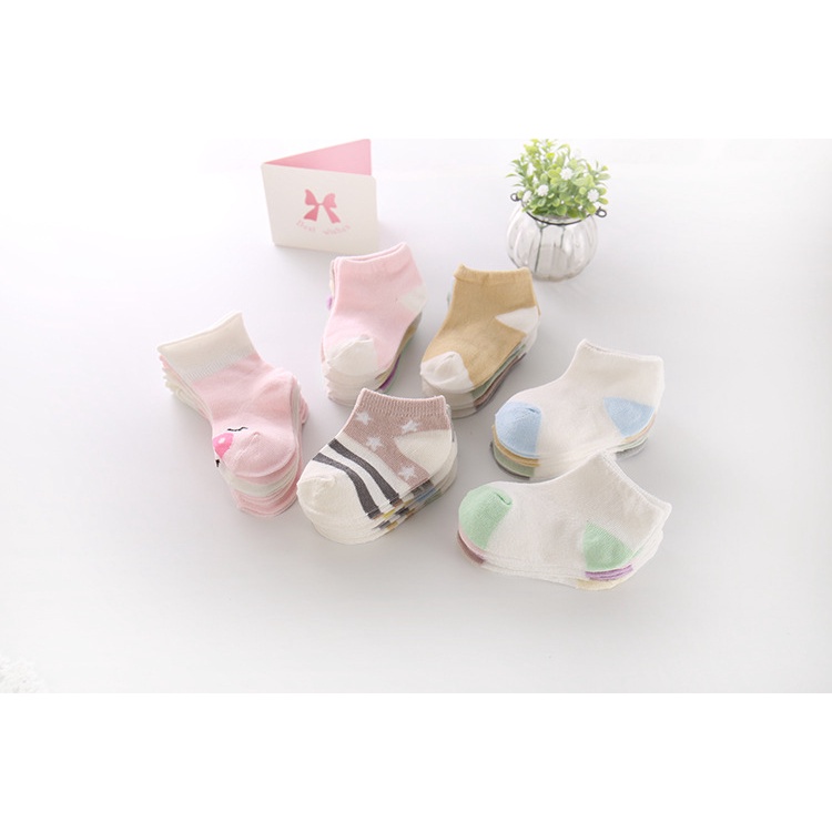 Set 5 Đôi Tất Mềm Mại Ấm Áp Cho Bé