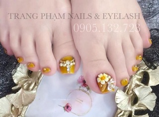 Hoa sứ nail