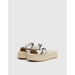 Guốc đế xuồng họa tiết da động vật Pull&bear authentic