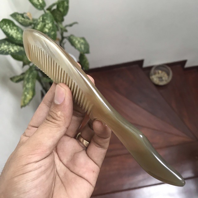 Lược sừng xuất Nhật (Size: L - 18cm) Lược trơn chuôi sóng cao cấp [COH178] Horn Comb of HAHANCO