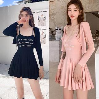 Set đầm 2 dây xếp ly phối chữ gợi cảm và áo khoác cardigan thời trang trẻ trung